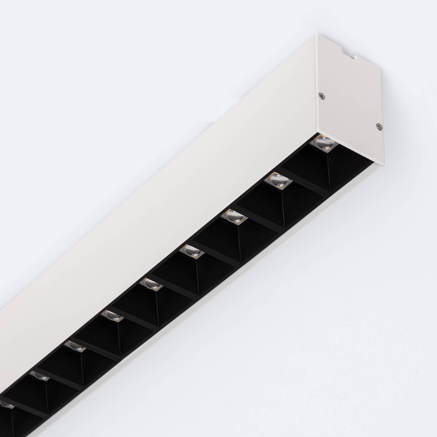 Barre Linéaire LED Suspendue 40W 1200mm (UGR19) Utah Barre Linéaire LED Suspendue 40W 1200mm (UGR19) Utah